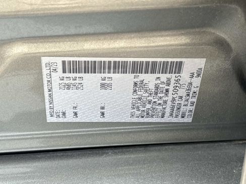 Used 2023 Nissan Maxima SR w/ Sport Mat Group FWD image 35