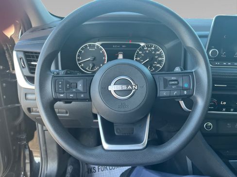 Used 2023 Nissan Rogue SV FWD image 12