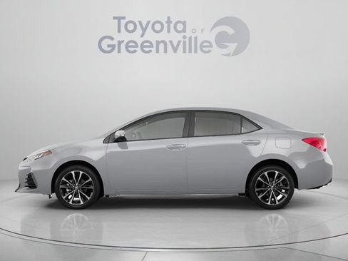 Used 2018 Toyota Corolla LE FWD image 2