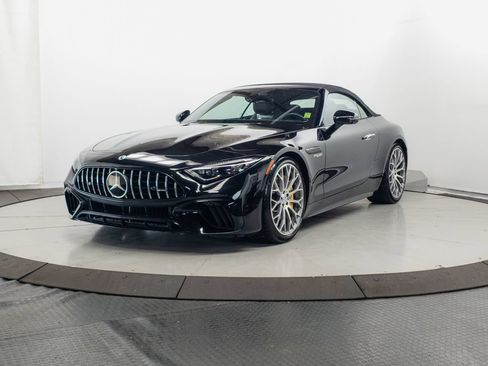 Used 2022 Mercedes-Benz SL 55 AMG 4MATIC w/ Driver Assistance Package image 3