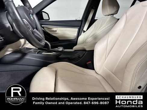 Used 2017 BMW 330i xDrive Sedan image 4