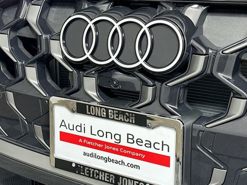 New 2025 Audi Q5 Premium Plus image 14