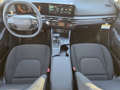New 2026 Kia Sportage LX image 23