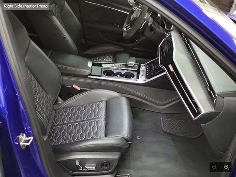 Used 2022 Audi RS 6 AWD/4WD image 11