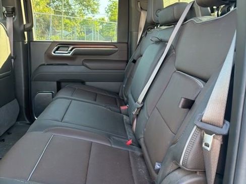 Used 2024 GMC Sierra 3500 Denali w/ Denali Reserve Package image 19