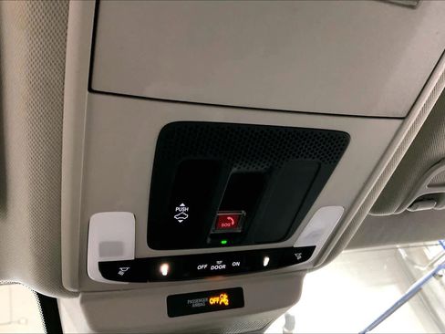 Used 2023 Honda Accord EX-L image 34