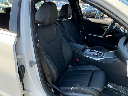 Used 2025 BMW 330i Sedan RWD image 21