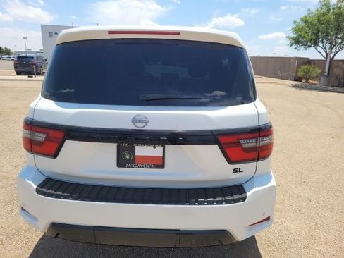Used 2024 Nissan Armada SL w/ Midnight Edition Package RWD image 7