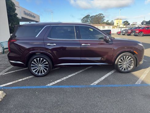 Used 2023 Hyundai Palisade Calligraphy w/ Cargo Package image 23