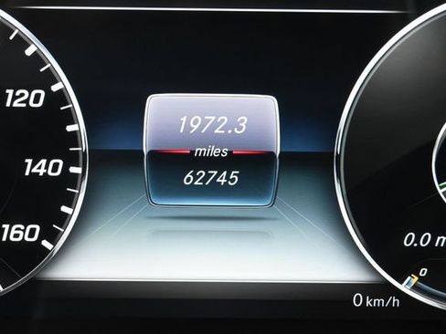 Certified 2018 Mercedes-Benz E 400 4MATIC Sedan image 7