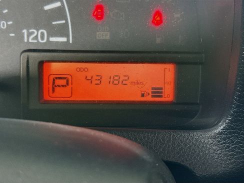 Used 2020 Nissan NV200 S image 16