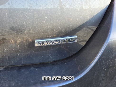 Certified 2022 MAZDA MAZDA3 s image 7