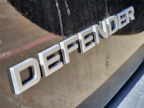 New 2024 Land Rover Defender 130 S image 12