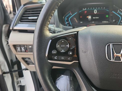 Used 2023 Honda Odyssey Elite image 20