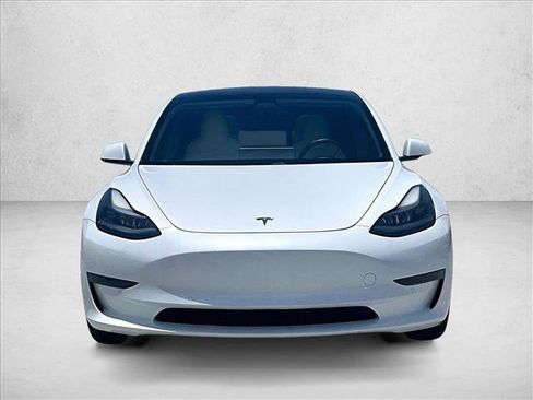 Used 2021 Tesla Model 3 Standard Range Plus RWD image 3
