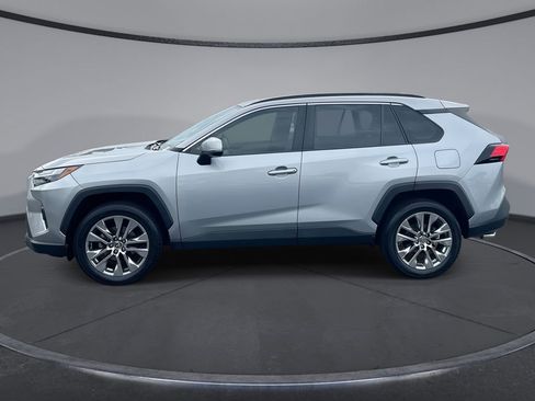 Used 2023 Toyota RAV4 XLE Premium FWD image 15