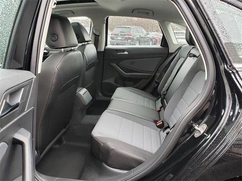 New 2026 Volkswagen Jetta SE image 8