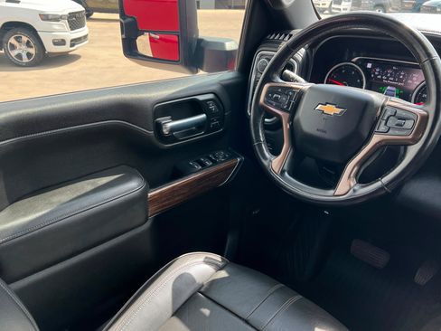 Used 2021 Chevrolet Silverado 3500 High Country w/ Z71 Off-Road Package AWD/4WD image 12