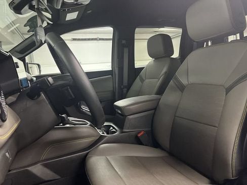 Certified 2024 Chevrolet Colorado ZR2 w/ ZR2 Convenience Package III AWD/4WD image 19