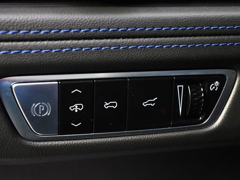 New 2025 Cadillac Escalade IQ Sport 1 w/ LPO, ONYX Package image 26