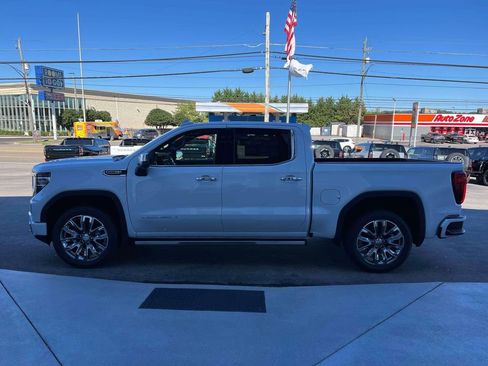 New 2026 GMC Sierra 1500 Denali w/ Denali Reserve Package AWD/4WD image 6