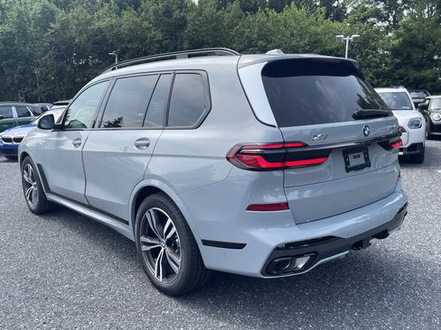 New 2027 BMW X7 xDrive40i w/ M Sport Package AWD/4WD image 5