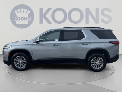 Used 2023 Chevrolet Traverse LT AWD/4WD image 2