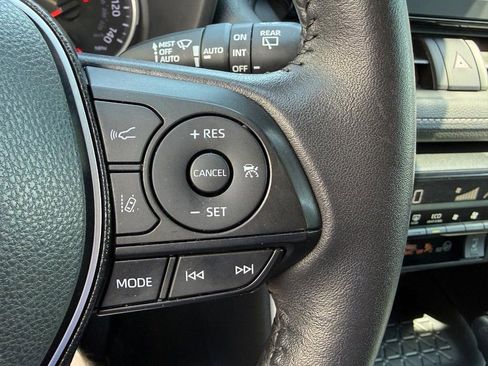 Used 2021 Toyota RAV4 XLE w/ XLE Grade Weather Package AWD/4WD image 25