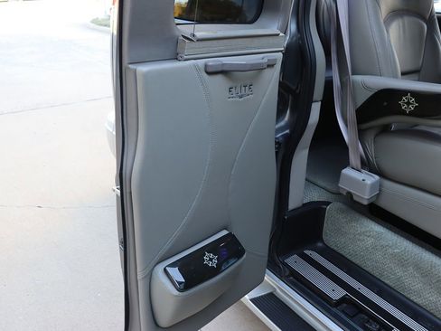 Used 2014 GMC Savana 1500 image 47