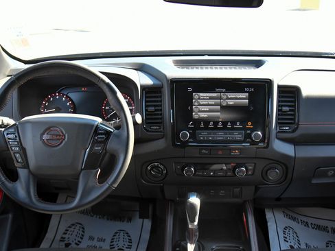 Used 2024 Nissan Frontier PRO-4X w/ Off-Road Protection Package image 36