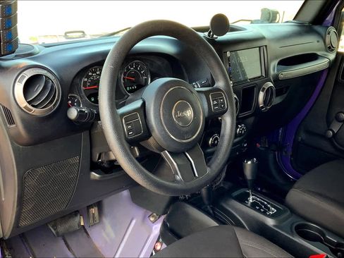 Used 2017 Jeep Wrangler Unlimited Sport AWD/4WD image 18