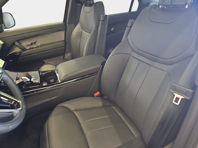 New 2026 Land Rover Range Rover Sport SE AWD/4WD image 12