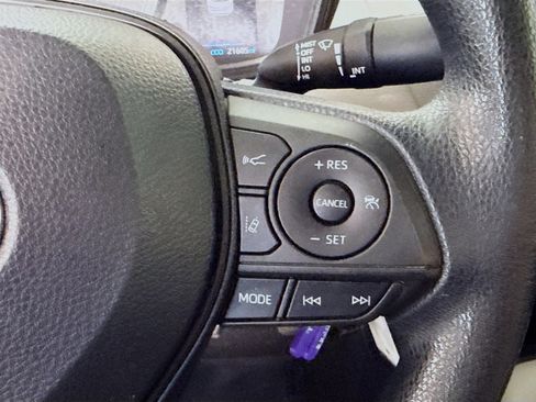 Used 2020 Toyota Corolla LE image 15
