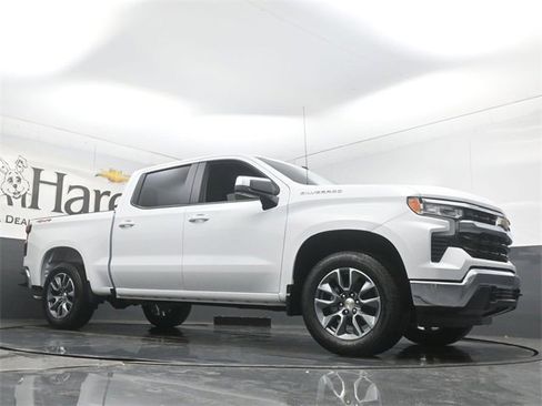 New 2026 Chevrolet Silverado 1500 LT image 2