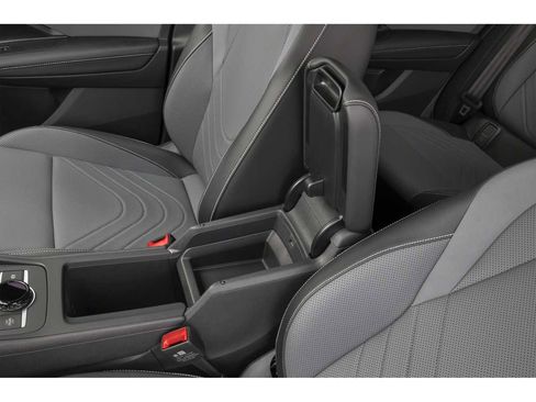 New 2026 Volkswagen Tiguan SE R-Line image 10