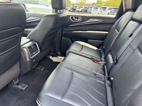 Used 2020 INFINITI QX60 Luxe w/ Essential Package FWD image 33
