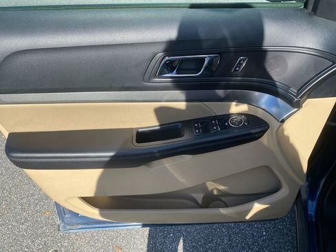 Used 2017 Ford Explorer 4WD image 11