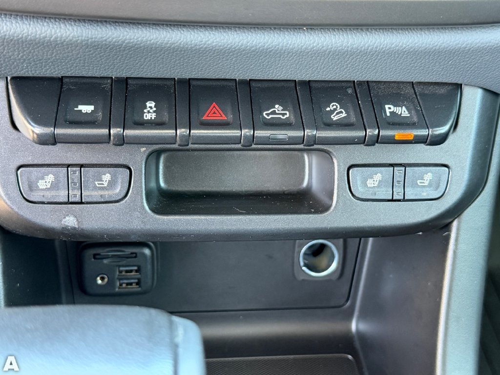 Used 2021 Chevrolet Colorado Z71 RWD image 28