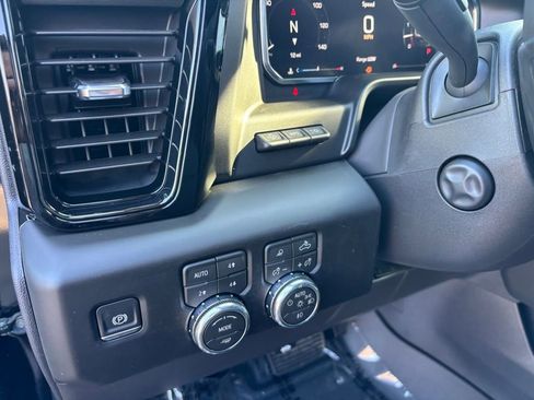 New 2026 GMC Sierra 1500 AT4X w/ LPO, Black Badging Package AWD/4WD image 15