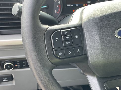 Used 2023 Ford F150 XLT AWD/4WD image 18