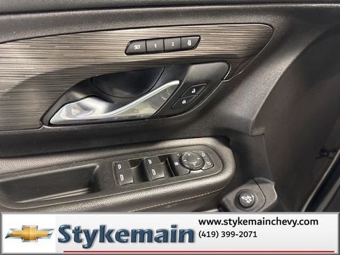 Used 2019 GMC Terrain SLT w/ Preferred Package image 39