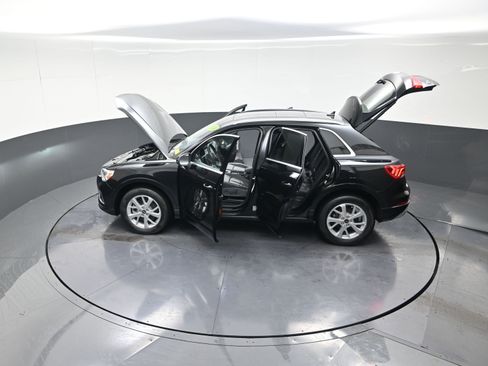 Used 2024 Audi Q3 2.0T Premium image 15