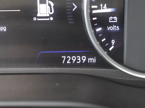 Used 2021 Buick Enclave Avenir w/ Avenir Technology Package FWD image 25