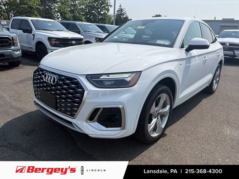 Used 2023 Audi Q5 2.0T Premium w/ Convenience Package AWD/4WD image 1