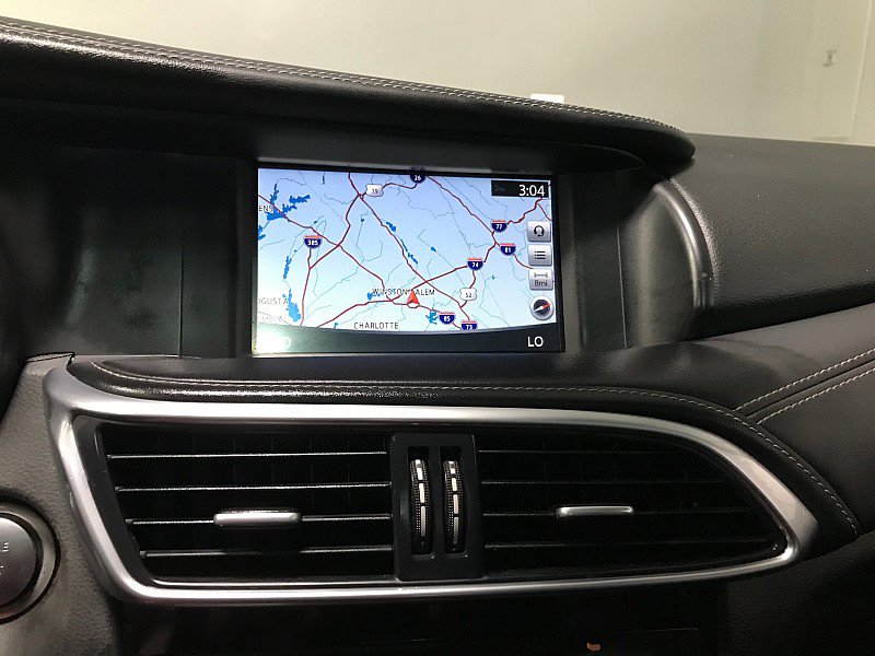 Used 2017 INFINITI QX30 Premium w/ Navigation Package FWD image 28