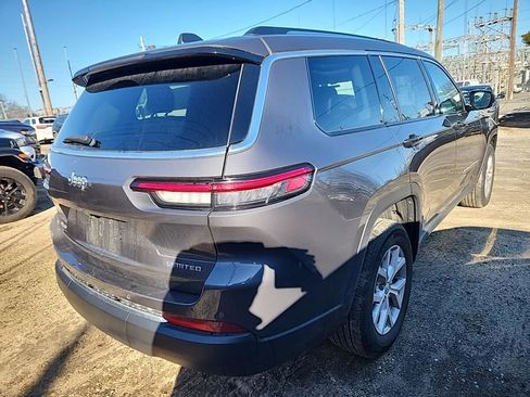 Used 2022 Jeep Grand Cherokee L Limited image 9