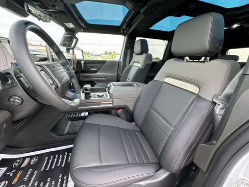 New 2025 GMC Hummer EV 2X AWD/4WD image 11