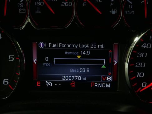 Used 2016 GMC Yukon SLT w/ Open Road Package AWD/4WD image 38