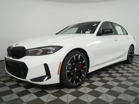 New 2026 BMW 330i Sedan w/ M Sport Package RWD image 7