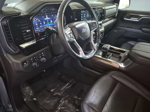 Certified 2025 Chevrolet Silverado 1500 LT Trail Boss w/ LT Trail Boss Premium Package AWD/4WD image 11
